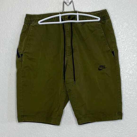 NIKE Men’s Olive Green Elastic Waist with Drawstring Shorts Size M - Picture 1 of 6